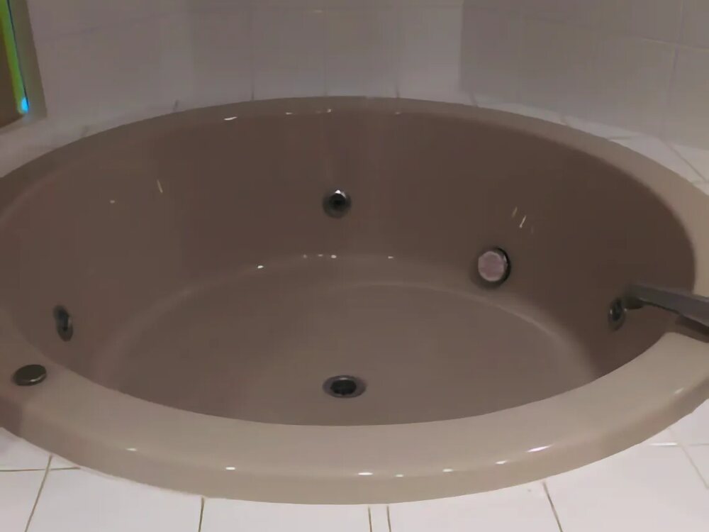 Bath before resurfacing